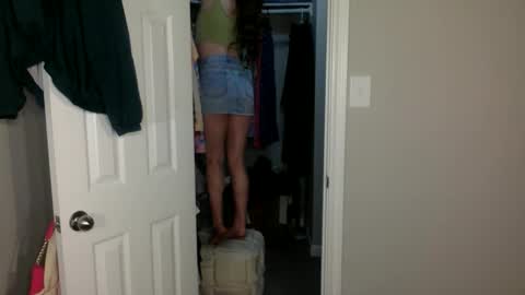 Amber 3 online show from 11-11-25, 11:43