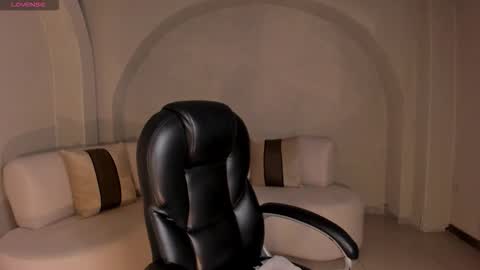  Amber   online show from 12-01-25, 07:52