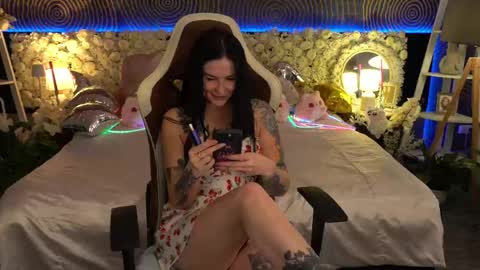 Anna online show from 06-04-26, 12:55