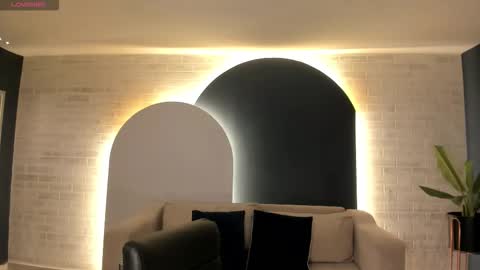 Amber Fox online show from 11-27-25, 12:07