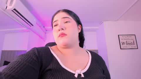Amber  online show from 06-24-26, 12:04