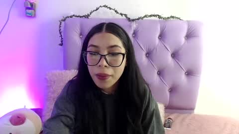 Amber Jeong online show from 01-29-25, 01:37