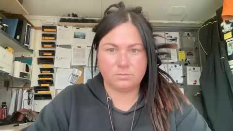 Snapshot of ambermoss7 chatting on 04-29-26, 05:41 ambermoss7 online show from 04-29-26, 05:41
