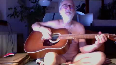 Amberr11 online show from 10-04-25, 09:46