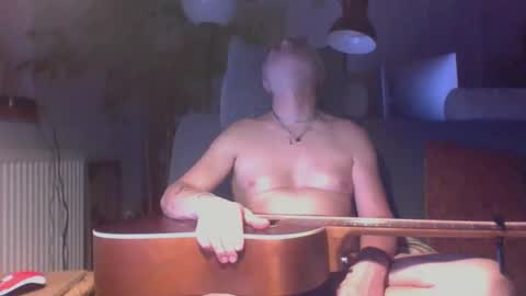 Amberr11 online show from 10-20-25, 10:32