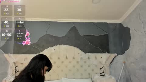 Snapshot of amberrgrey_ chatting on 10-08-25, 05:10 Amber Grey online show from 10-08-25, 05:10