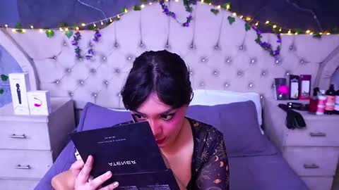 Snapshot of amberrgrey_ chatting on 03-15-26, 03:29 Amber Grey online show from 03-15-26, 03:29