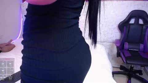 ambers online show from 11-04-25, 02:27