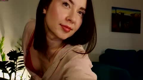 Snapshot of ambientmoon chatting on 02-17-26, 04:57 Moon inst 4mbientmoon online show from 02-17-26, 04:57