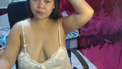 Marie online show from 02-07-25, 05:29