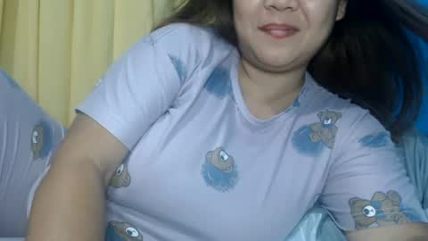 Snapshot of ambisyosa_moore chatting on 06-28-26, 08:59 Marie online show from 06-28-26, 08:59