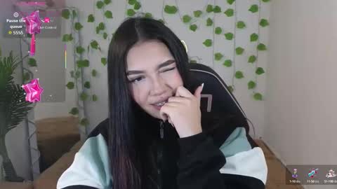 AMELIA online show from 09-11-25, 11:32