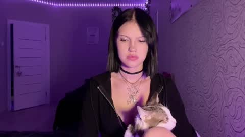 Alica online show from 12-15-25, 03:27