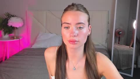 Snapshot of ameli_povilainn chatting on 09-23-25, 10:18 Ameli online show from 09-23-25, 10:18