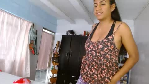 amelia  online show from 12-22-24, 02:06