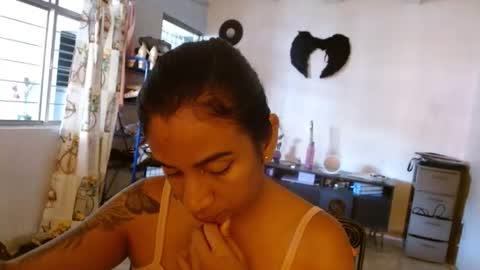 Snapshot of amelia_2023 chatting on 01-11-26, 03:17 amelia online show from 01-11-26, 03:17