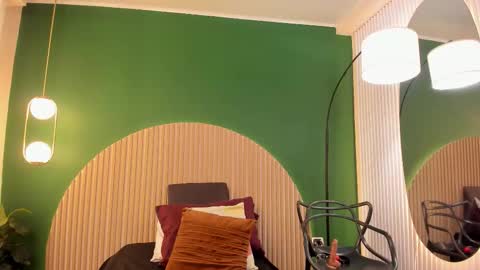 Amelia Adams online show from 11-15-25, 07:16