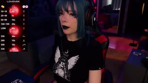 Amelia Aley  online show from 09-16-25, 08:59