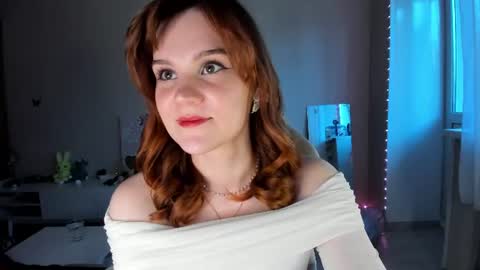 Amelia online show from 06-18-26, 01:17