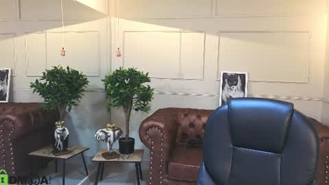 AMELIA online show from 07-17-26, 12:01