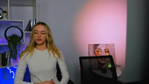 Snapshot of amelia_lovely1 chatting on 03-20-26, 01:16 amelia lovely1 online show from 03-20-26, 01:16