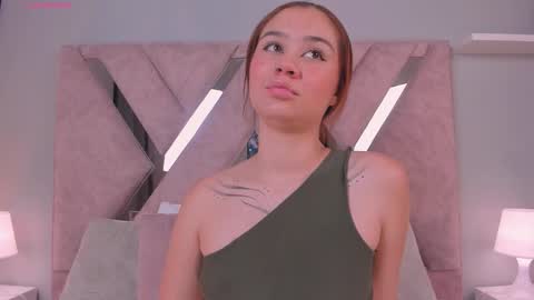 Snapshot of amelia_saenz_ chatting on 02-11-26, 07:30 Amelia online show from 02-11-26, 07:30