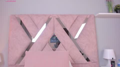 Snapshot of amelia_saenz_ chatting on 02-14-26, 07:49 Amelia online show from 02-14-26, 07:49