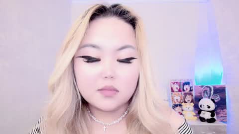 Snapshot of amelia_sunlight chatting on 01-18-25, 04:59 Amelia online show from 01-18-25, 04:59