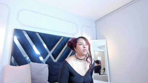 Amelia online show from 05-15-26, 03:13