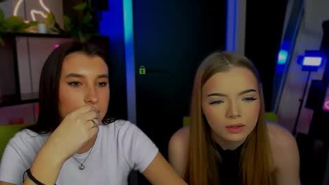 ameliaa_sweet online show from 03-25-26, 12:22