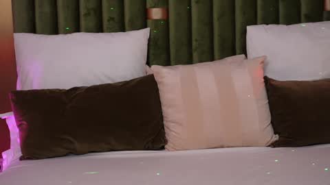 Amelia online show from 12-05-24, 07:05