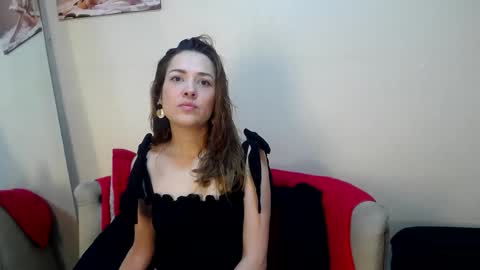 Amalia Castro online show from 11-25-25, 06:52