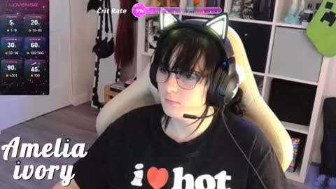 ameliaivory online show from 12-13-25, 09:09