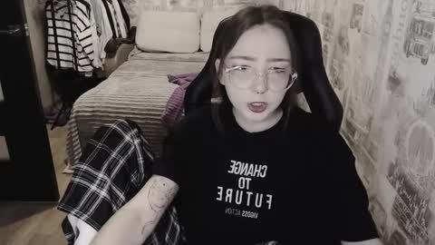 Amelia online show from 12-15-24, 11:12