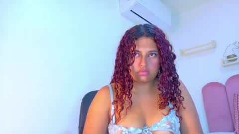 amelialaurent_ online show from 07-11-26, 06:10