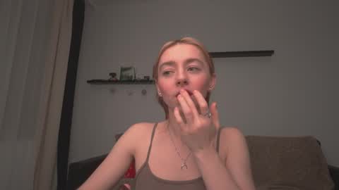 Amelia   online show from 02-21-25, 05:09