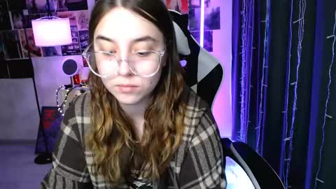 Amelia online show from 04-23-26, 12:29