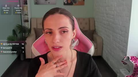 Amelia online show from 05-27-26, 10:45