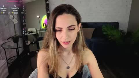Amelia online show from 05-29-26, 01:09