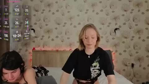 Snapshot of ameliamurrr chatting on 10-30-25, 08:27 Emmy online show from 10-30-25, 08:27