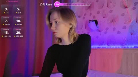 Snapshot of ameliamurrr chatting on 12-05-25, 09:29 Emmy online show from 12-05-25, 09:29