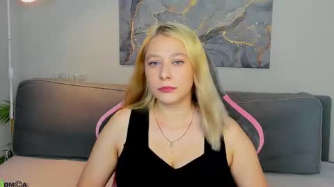 Amelia online show from 07-15-26, 01:22