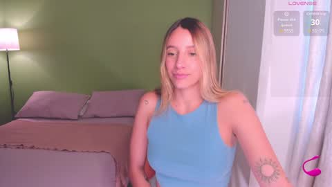 Amelie Graham online show from 02-03-25, 08:24