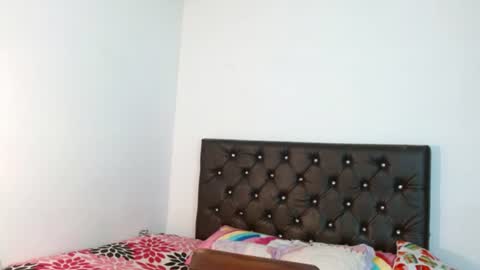 Ameliejoness  online show from 07-21-26, 07:49