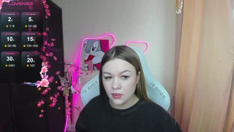 Amelie online show from 04-06-26, 01:47