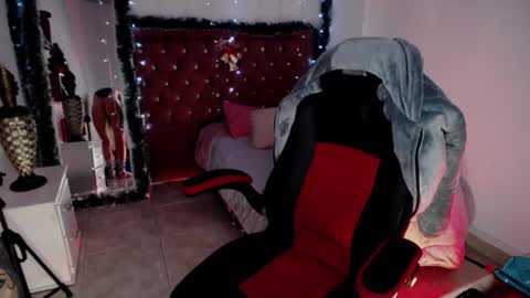 AMELIEROUS .. see you tomorrow  kisses online show from 12-26-24, 07:38