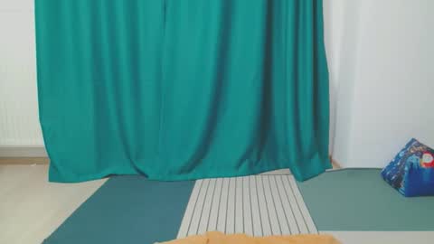 Snapshot of ameliesander chatting on 02-05-26, 11:42 ameliesander online show from 02-05-26, 11:42