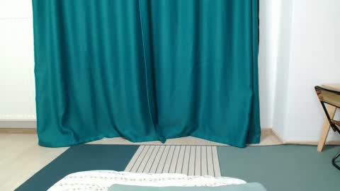 ameliesander online show from 05-20-26, 08:42