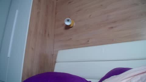 Amelija Rouz online show from 01-30-25, 05:09