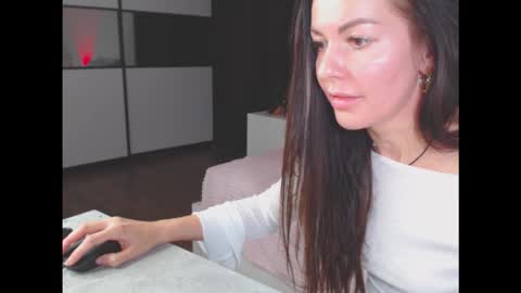 amelinamersi online show from 10-21-25, 06:41